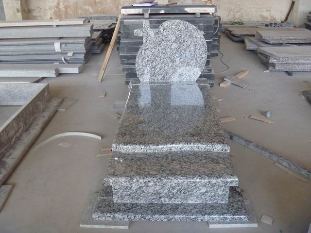 Spray White Poland Tombstones Granite Gravestones